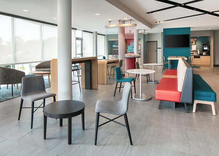 Avid Hotels - Roseville - Minneapolis North By Ihg